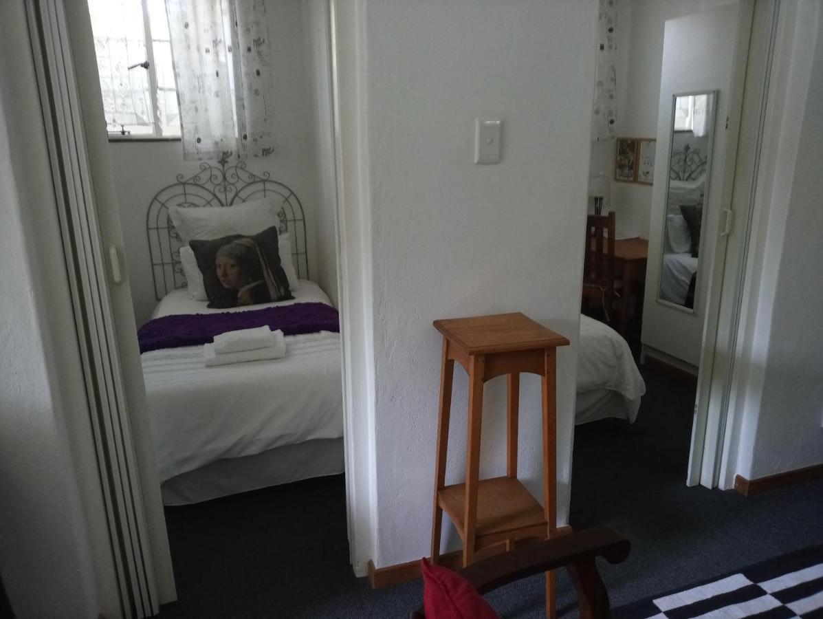 Appartamento Grace Pretoria-Noord Esterno foto
