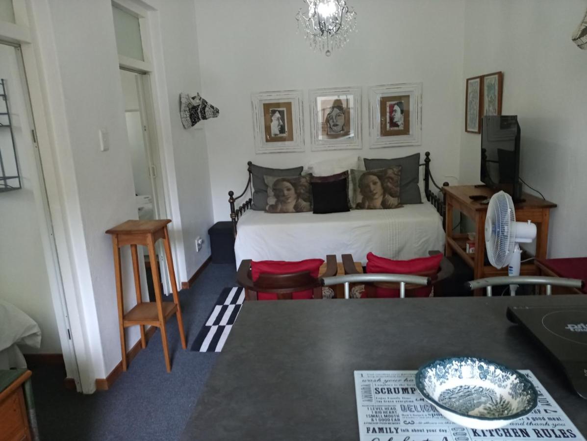 Appartamento Grace Pretoria-Noord Esterno foto