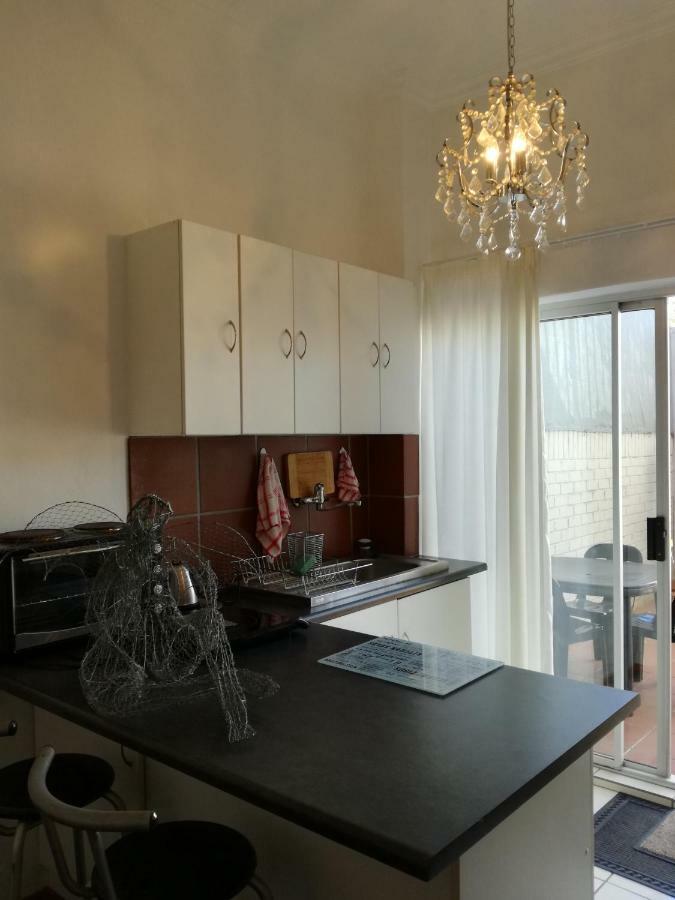 Appartamento Grace Pretoria-Noord Esterno foto