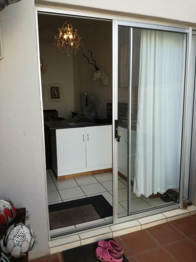 Appartamento Grace Pretoria-Noord Esterno foto